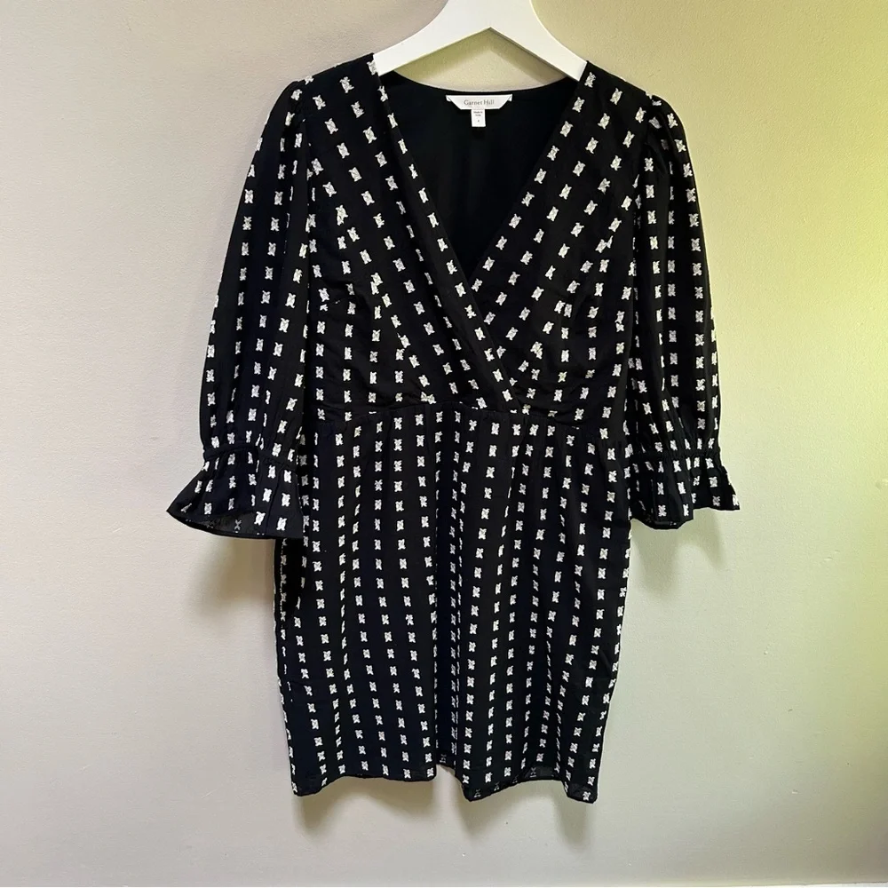 Garnet Hill ~new ~ Black Onyx Organic-Cotton Clip-Dot V-Neck Dress in size 4